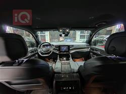 Jeep Grand Wagoneer